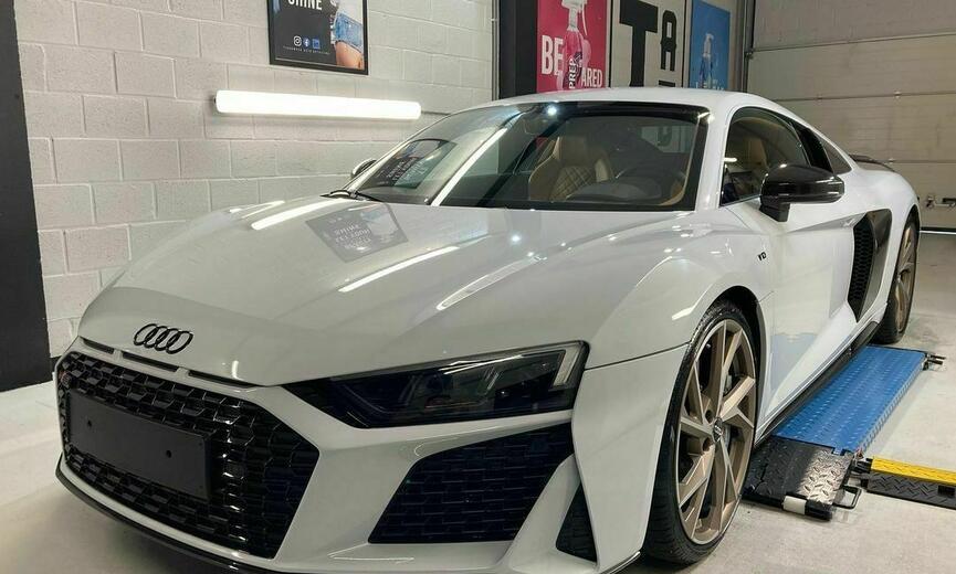 Audi r8 v10